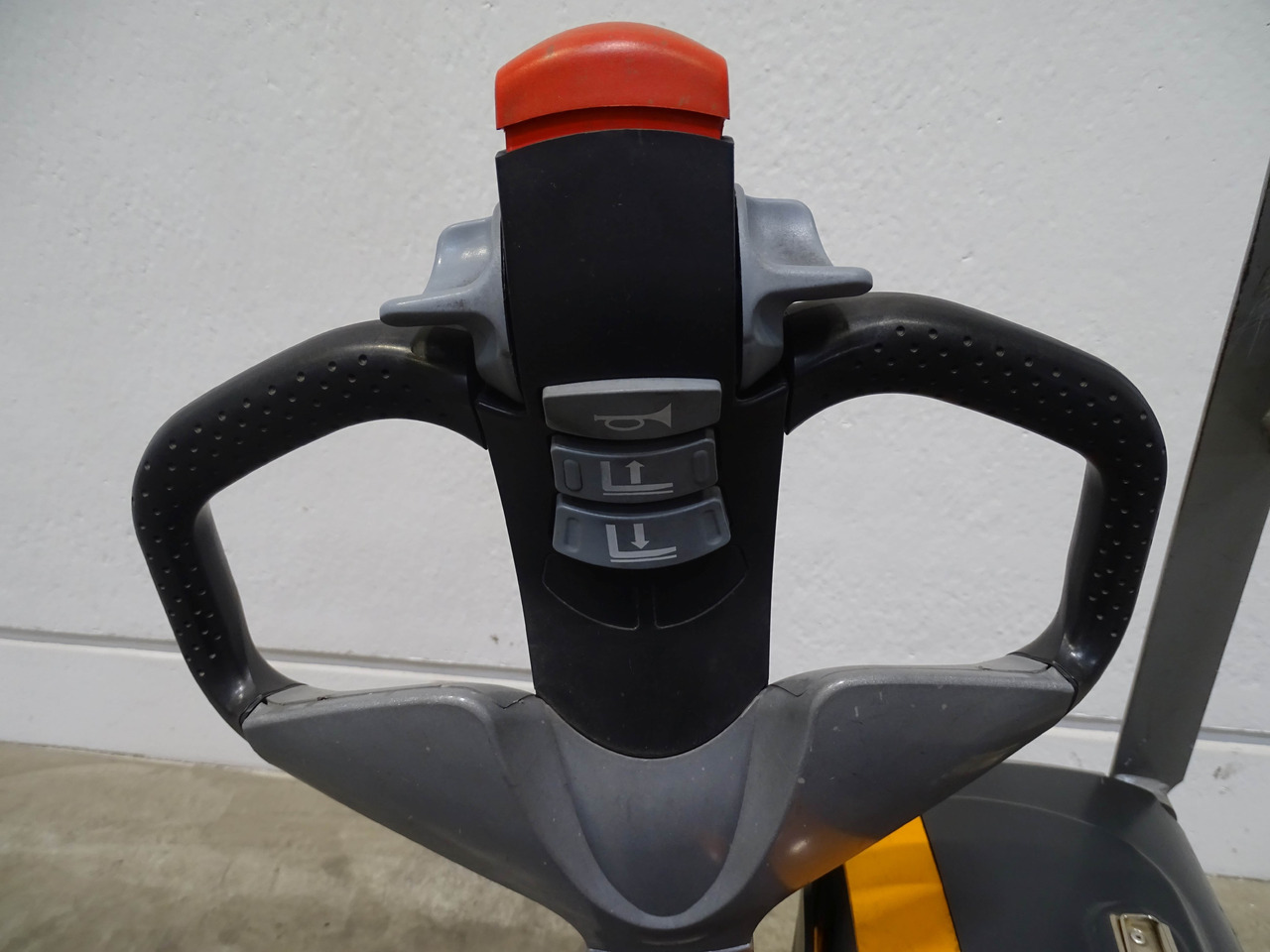 Still EXU16 - Transpaleta: foto 3 Still EXU16 - Transpaleta: foto 3