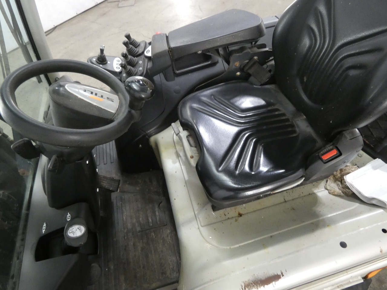 Still RX60-25 - Carretilla elevadora eléctrica: foto 3 Still RX60-25 - Carretilla elevadora eléctrica: foto 3