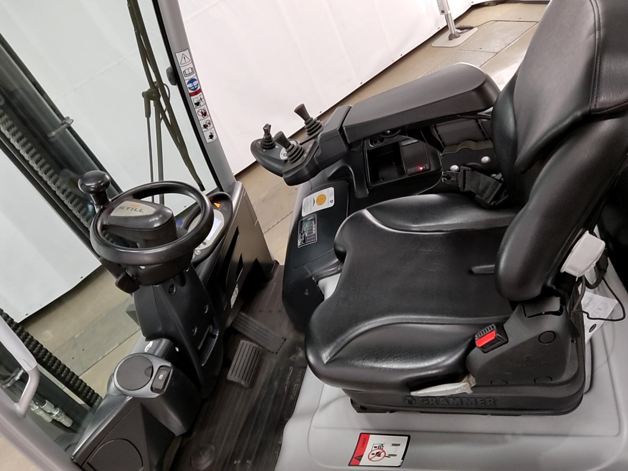 Still RX60-25 - Carretilla elevadora eléctrica: foto 3 Still RX60-25 - Carretilla elevadora eléctrica: foto 3