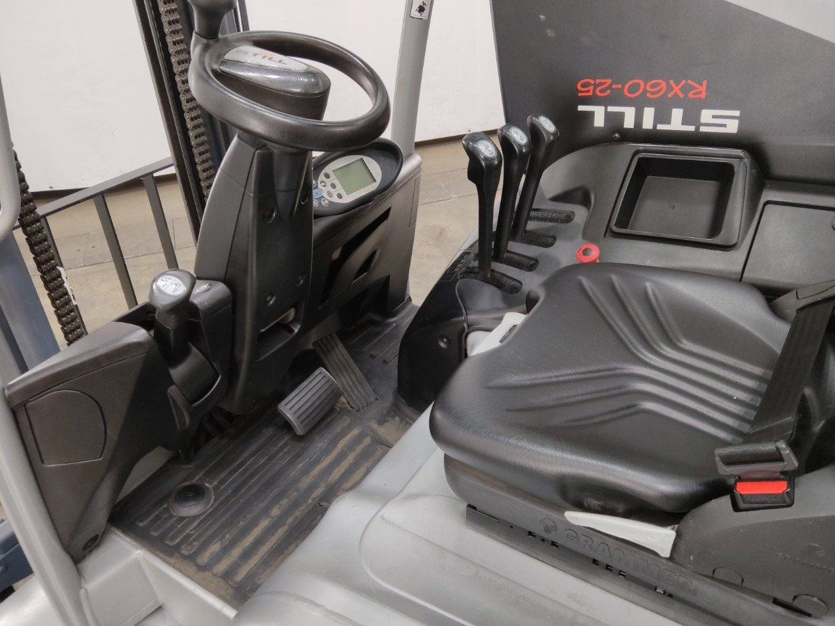 Still RX60-25 - Carretilla elevadora eléctrica: foto 3 Still RX60-25 - Carretilla elevadora eléctrica: foto 3