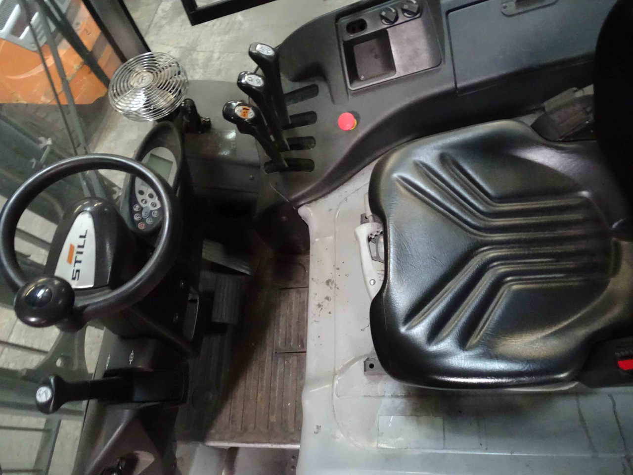 Still RX60-30 - Carretilla elevadora eléctrica: foto 3 Still RX60-30 - Carretilla elevadora eléctrica: foto 3