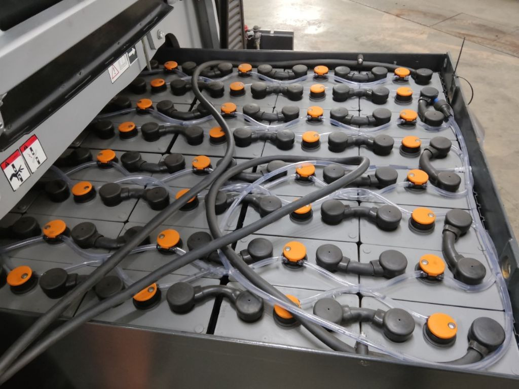 Still RX60-35 - Carretilla elevadora eléctrica: foto 4 Still RX60-35 - Carretilla elevadora eléctrica: foto 4