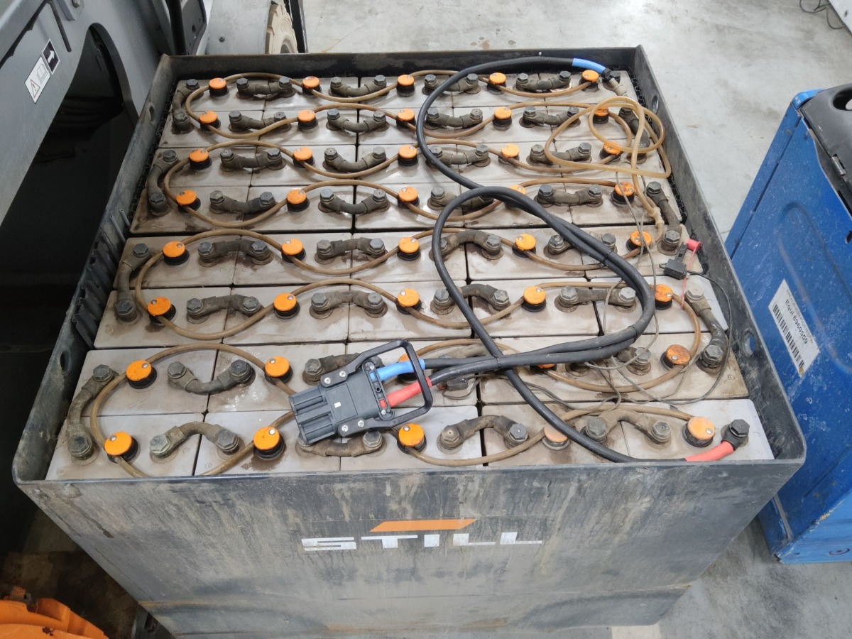 Still RX60-45 - Carretilla elevadora eléctrica: foto 4 Still RX60-45 - Carretilla elevadora eléctrica: foto 4