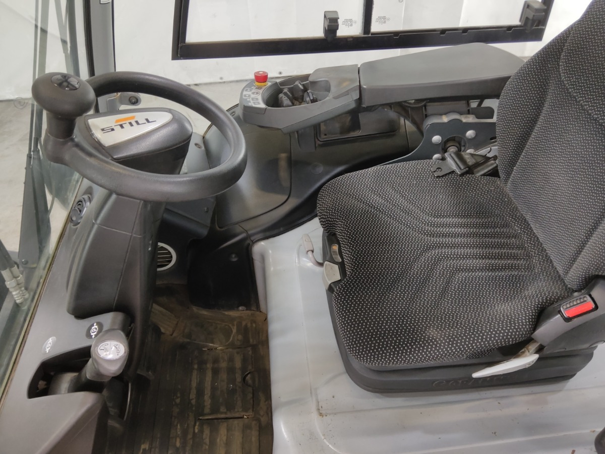 Still RX60-45 - Carretilla elevadora eléctrica: foto 3 Still RX60-45 - Carretilla elevadora eléctrica: foto 3