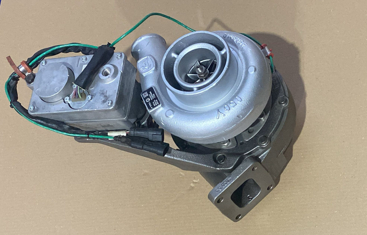 BorgWarner RE536375 JOHN DEERE TRAKTOR - Turbocompresor para Tractor: foto 3 BorgWarner RE536375 JOHN DEERE TRAKTOR - Turbocompresor para Tractor: foto 3
