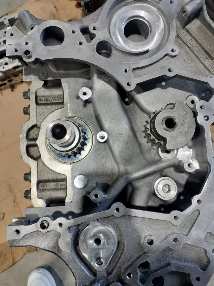 MERCEDES-BENZ 642 993 Mercedes Sprinter 3 0 Cdi V6 - Motor para Camión: foto 1 MERCEDES-BENZ 642 993 Mercedes Sprinter 3 0 Cdi V6 - Motor para Camión: foto 1