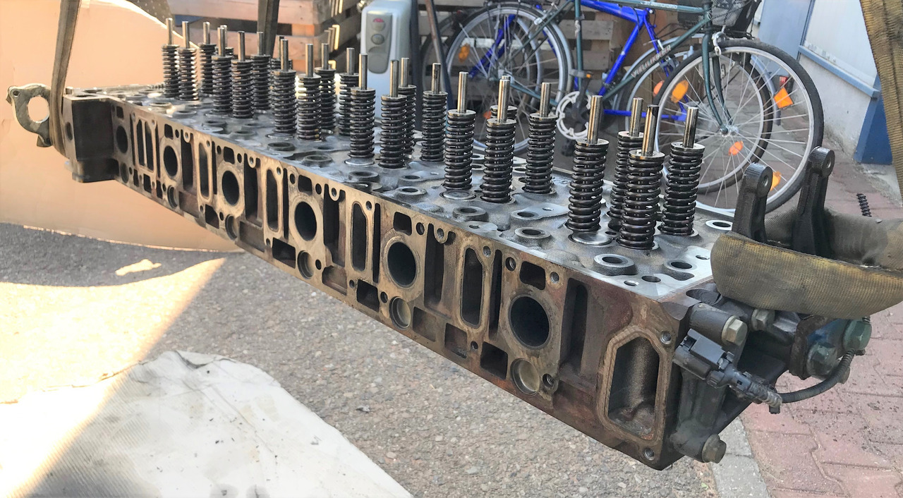 MERCEDES-BENZ Actros Antos Arocs OM471 Cylinder Head - Cabezal de bloque para Camión: foto 1 MERCEDES-BENZ Actros Antos Arocs OM471 Cylinder Head - Cabezal de bloque para Camión: foto 1