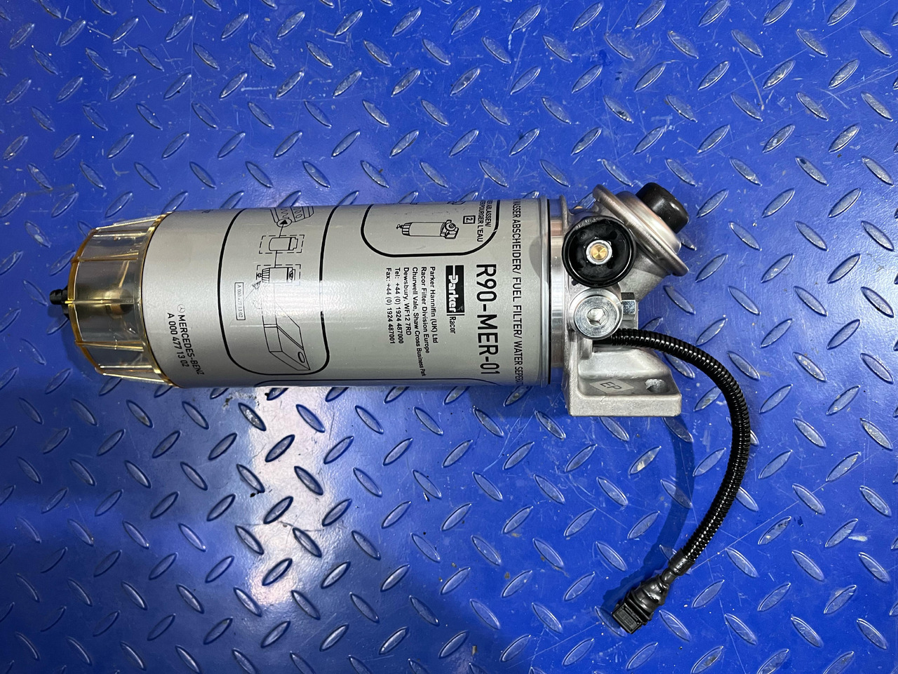 PARKER Mercedes Benz Fuel Water Separator - Sistema de combustible: foto 5 PARKER Mercedes Benz Fuel Water Separator - Sistema de combustible: foto 5