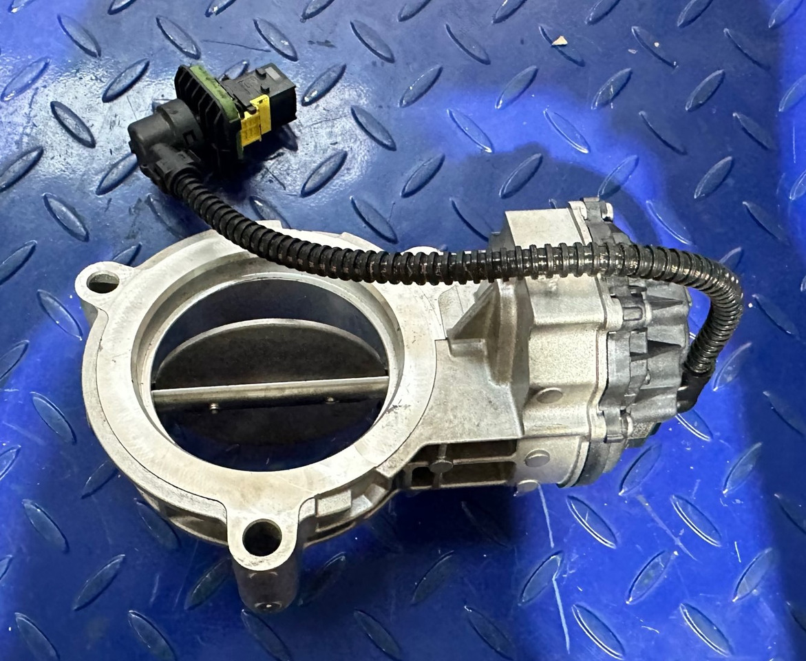 SCANIA 5843R1016 - Sistema de admisión de aire para Camión: foto 1 SCANIA 5843R1016 - Sistema de admisión de aire para Camión: foto 1