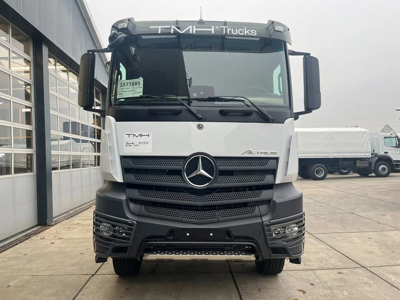 Mercedes-Benz Actros 2045 S 4x2 Tractor Head - Cabeza tractora: foto 4 Mercedes-Benz Actros 2045 S 4x2 Tractor Head - Cabeza tractora: foto 4