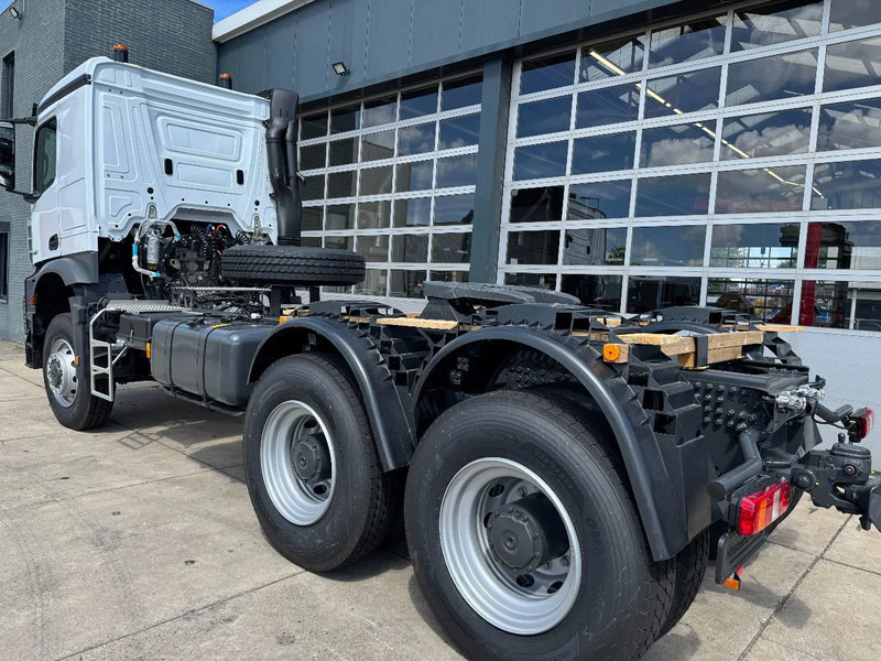Mercedes-Benz Arocs 4058 AS 6x6 Tractor Head 180T Push Pull EURO-3 - Cabeza tractora: foto 2 Mercedes-Benz Arocs 4058 AS 6x6 Tractor Head 180T Push Pull EURO-3 - Cabeza tractora: foto 2