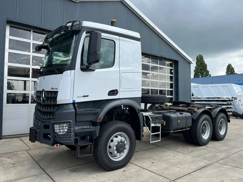 Mercedes-Benz Arocs 4058 AS 6x6 Tractor Head 180T Push Pull (Pre order) - Cabeza tractora: foto 1 Mercedes-Benz Arocs 4058 AS 6x6 Tractor Head 180T Push Pull (Pre order) - Cabeza tractora: foto 1