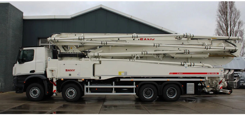 Mercedes-Benz Arocs 4840 8x4 Sany SY56 Concrete pump Build by Putzmeister - Camión bomba de hormigón: foto 2 Mercedes-Benz Arocs 4840 8x4 Sany SY56 Concrete pump Build by Putzmeister - Camión bomba de hormigón: foto 2