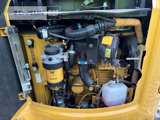 Miniexcavadora Cat 301.7-05A: foto 9