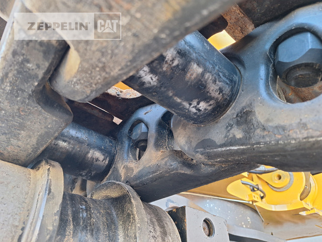 Excavadora de cadenas Cat 390FL: foto 16 Excavadora de cadenas Cat 390FL: foto 16