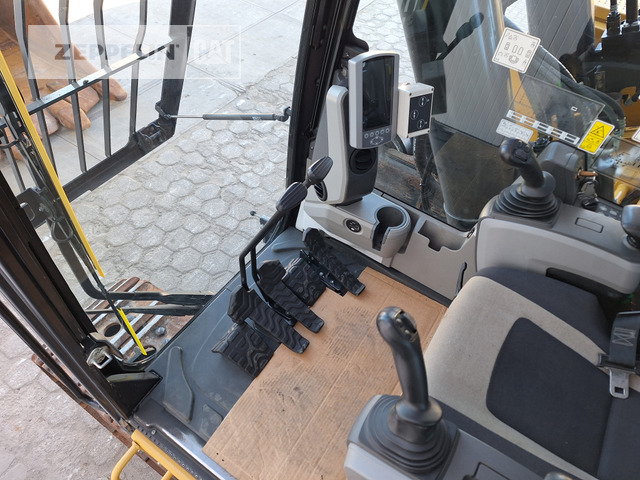 Excavadora de cadenas Cat 390FL: foto 26 Excavadora de cadenas Cat 390FL: foto 26