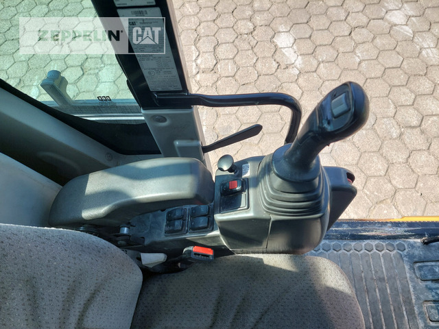 Manipulador de materiales Cat MH3024-06C: foto 47