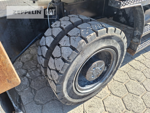 Manipulador de materiales Cat MH3026-06C: foto 9