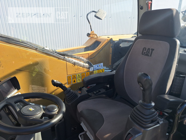 Manipulador de materiales Cat MH3026-06C: foto 29