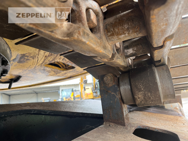 Excavadora de cadenas New Holland E235: foto 19