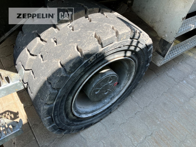 Manipulador de materiales Sennebogen 818: foto 18