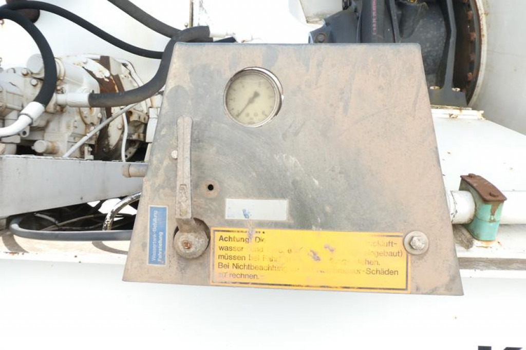 HOENKHAUS Betonmischauflieger Auflieger - Semirremolque plataforma/ Caja abierta: foto 5 HOENKHAUS Betonmischauflieger Auflieger - Semirremolque plataforma/ Caja abierta: foto 5