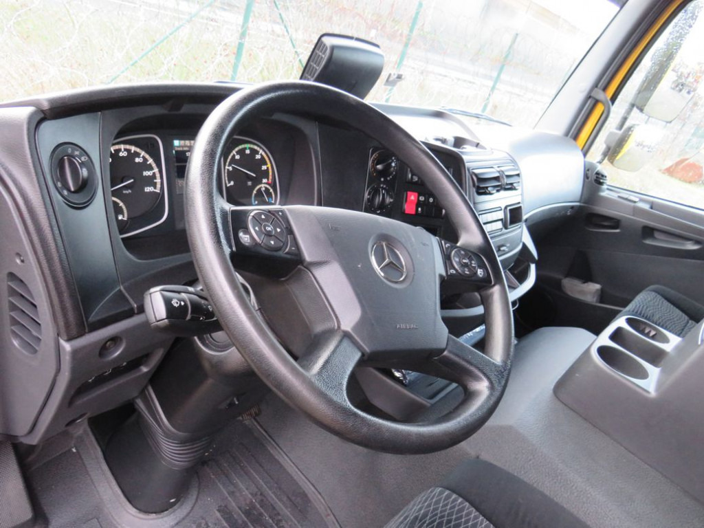 MERCEDES-BENZ Atego 1224 L Pritsche LBW LBW 1.5to - Camión lona: foto 5 MERCEDES-BENZ Atego 1224 L Pritsche LBW LBW 1.5to - Camión lona: foto 5