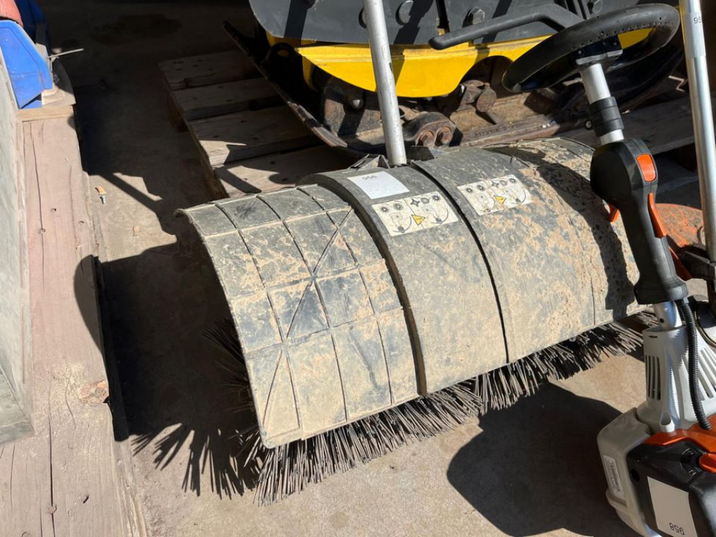 Stihl Kombimotor KM 131 R Kleinteile - Maquinaria de construcción: foto 2 Stihl Kombimotor KM 131 R Kleinteile - Maquinaria de construcción: foto 2