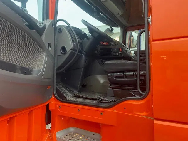 Cabeza tractora DAF XF 460 super space cab , euro 6, showtruck: foto 7