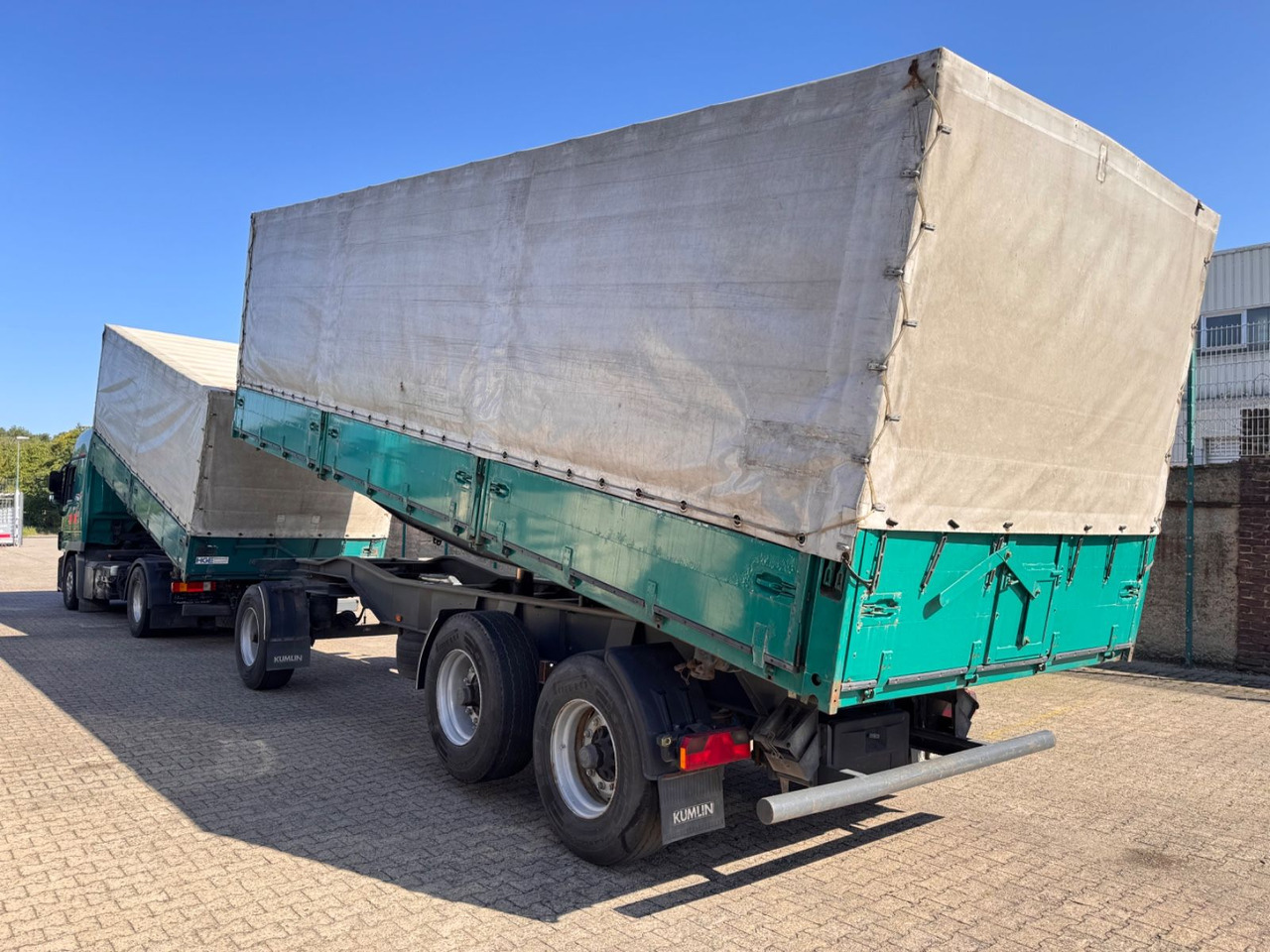 KUMMLIN 3-Achs Getreide Kipper 3 Seiten Liftachs - Remolque volquete: foto 1 KUMMLIN 3-Achs Getreide Kipper 3 Seiten Liftachs - Remolque volquete: foto 1
