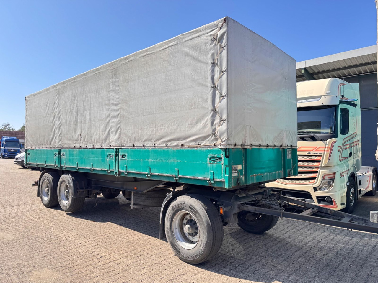 KUMMLIN 3-Achs Getreide Kipper 3 Seiten Liftachs - Remolque volquete: foto 2 KUMMLIN 3-Achs Getreide Kipper 3 Seiten Liftachs - Remolque volquete: foto 2