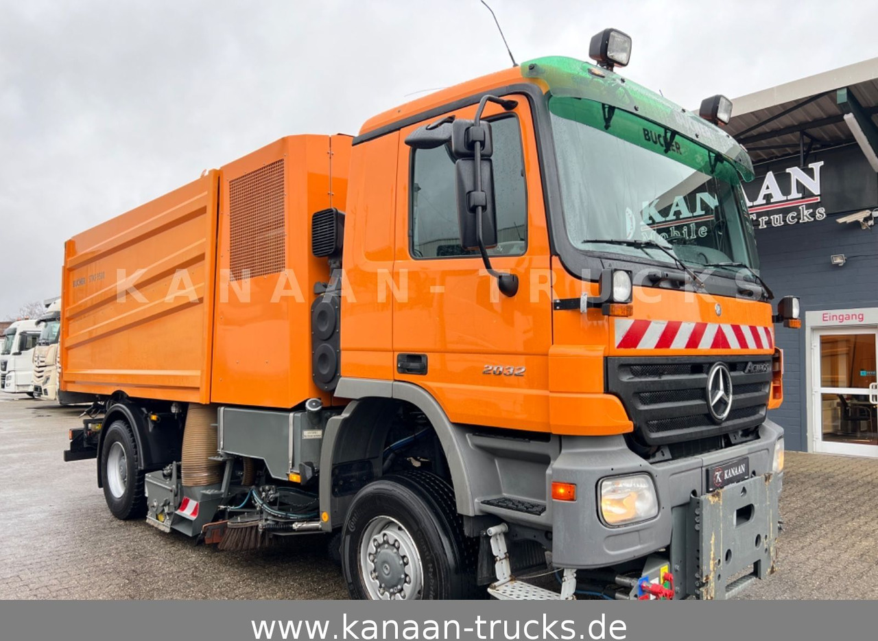 Mercedes-Benz 2032 Actros 4x4 Bucher STKF 9500 AIRPORT KLIMA - Barredora vial: foto 1 Mercedes-Benz 2032 Actros 4x4 Bucher STKF 9500 AIRPORT KLIMA - Barredora vial: foto 1