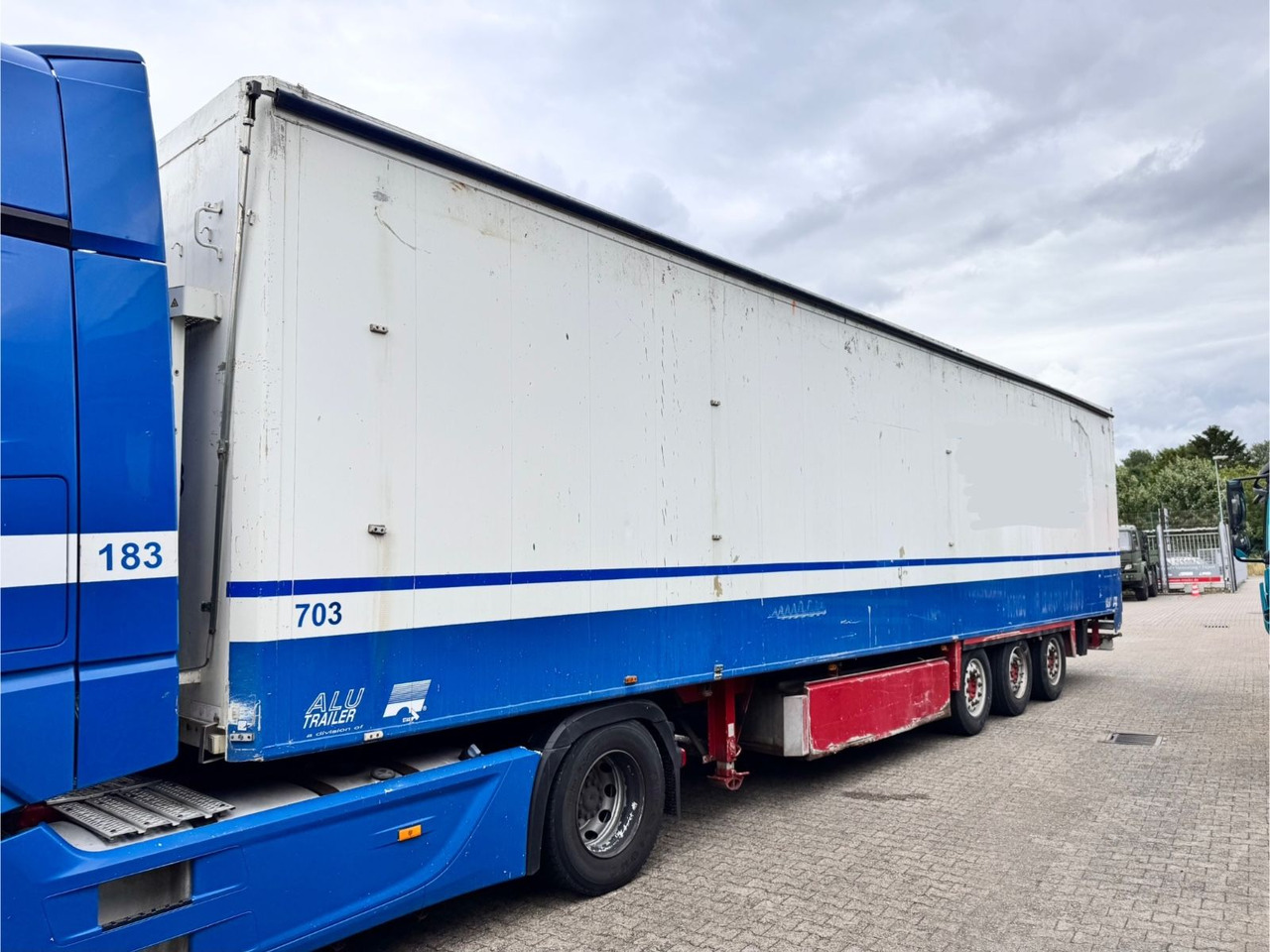 Stas S300 ZX Walkingfloor 3 x Vorhanden TÜV NEU - Semirremolque piso movil: foto 3 Stas S300 ZX Walkingfloor 3 x Vorhanden TÜV NEU - Semirremolque piso movil: foto 3