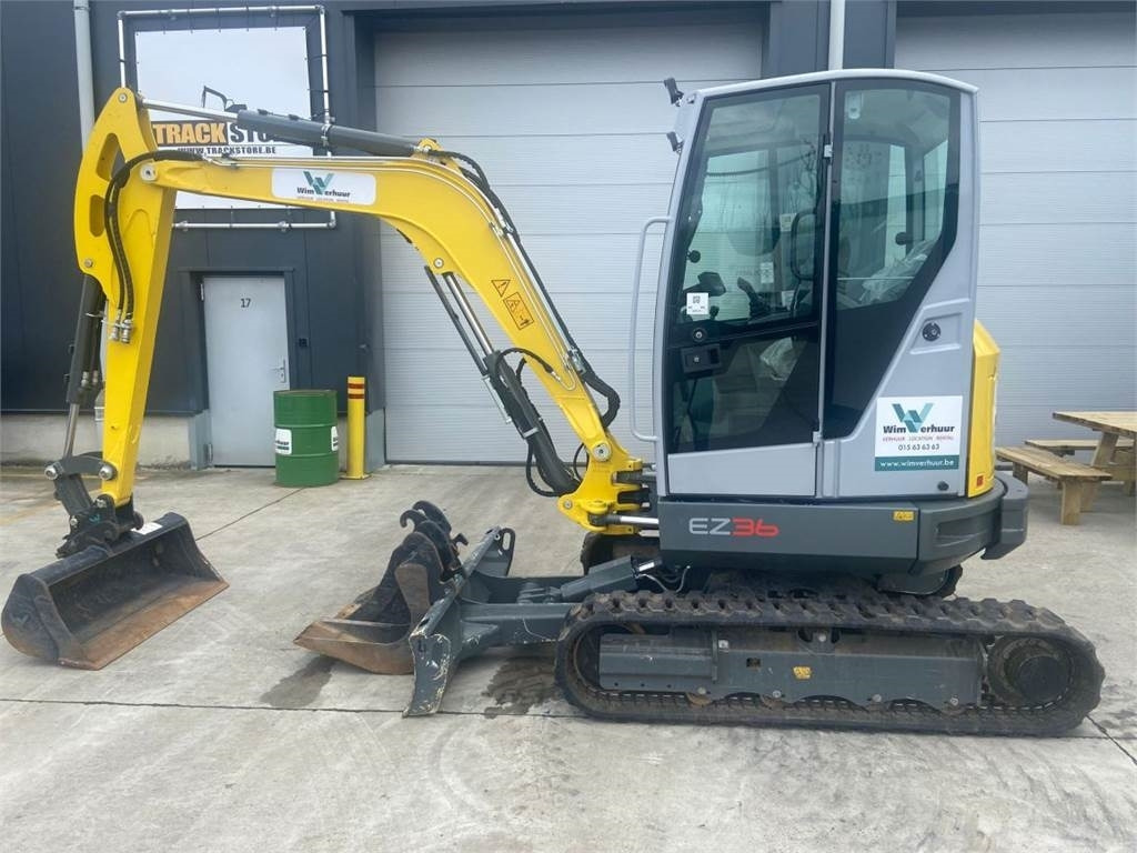 Miniexcavadora Wacker Neuson EZ36 (9981): foto 1