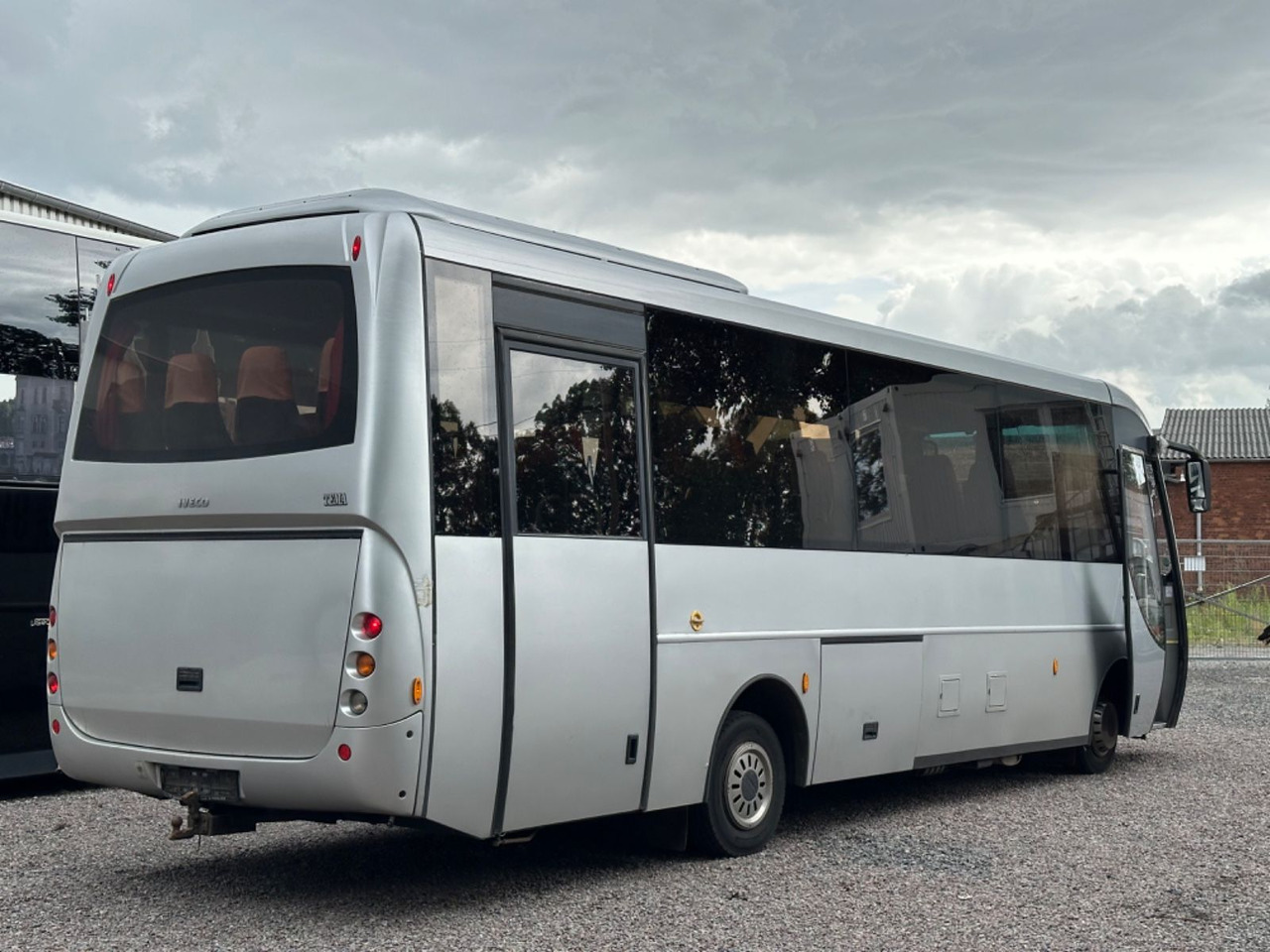 Iveco Kapena Tema 100 (32*Sitze*DE*TOP*Schalt) O510 Iveco Kapena Tema 100 ,  O 510, 818, Rapido - Minibús, Furgoneta de pasajeros: foto 3 Iveco Kapena Tema 100 (32*Sitze*DE*TOP*Schalt) O510 Iveco Kapena Tema 100 ,  O 510, 818, Rapido - Minibús, Furgoneta de pasajeros: foto 3