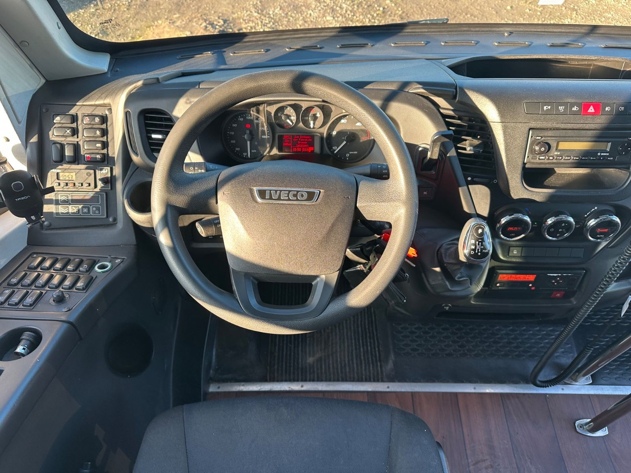 Iveco Maximo 70c18 (TOP*7.5t) Rosero/ Rapido - Minibús, Furgoneta de pasajeros: foto 4 Iveco Maximo 70c18 (TOP*7.5t) Rosero/ Rapido - Minibús, Furgoneta de pasajeros: foto 4