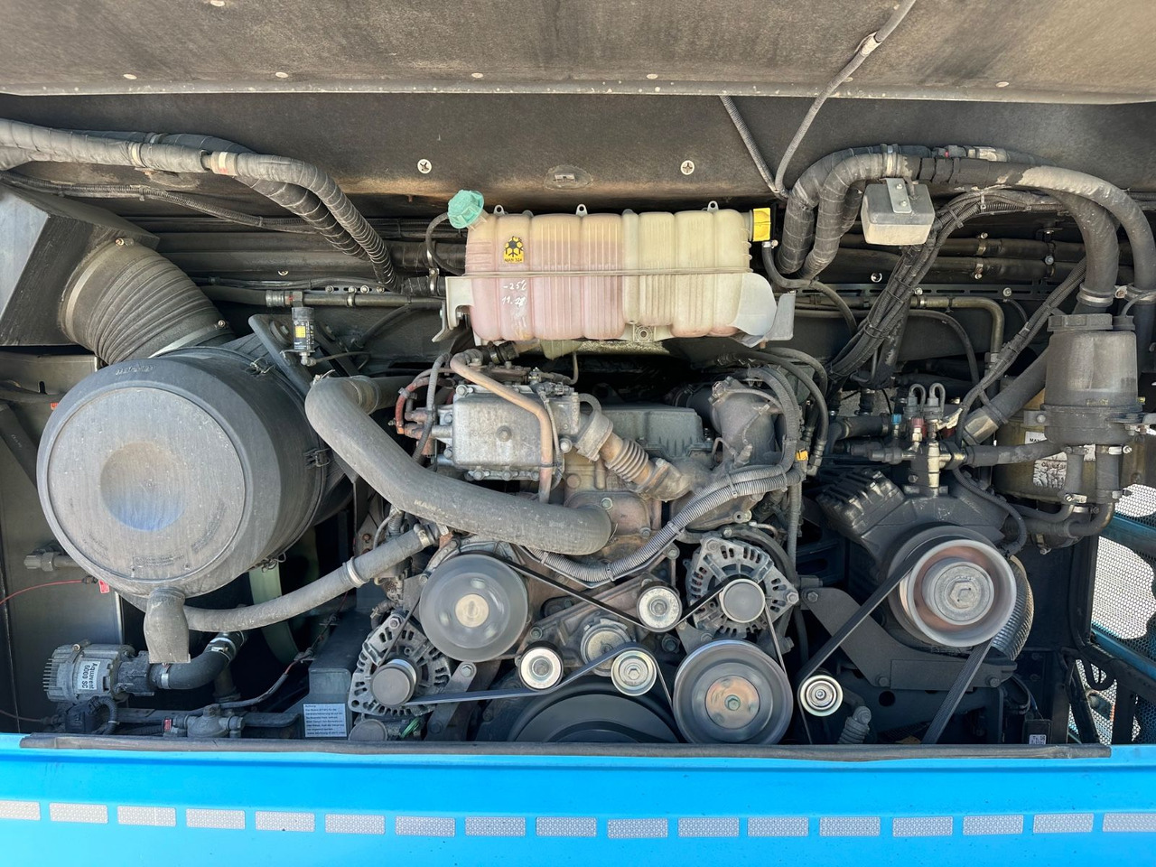 MAN R08 Lions Coach L (60 Sitze*Schalt) - Autocar: foto 3 MAN R08 Lions Coach L (60 Sitze*Schalt) - Autocar: foto 3