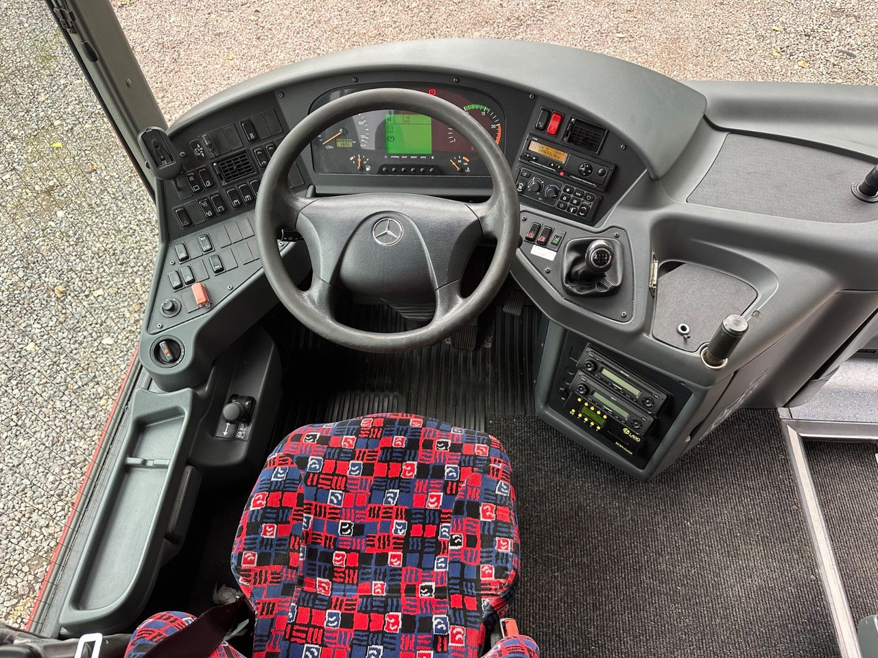 Autobús suburbano Mercedes-Benz O550 Integro (58 Sitze*Klima): foto 16