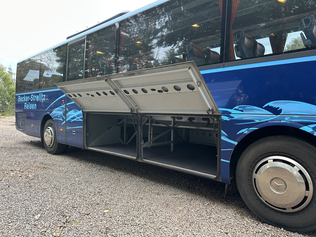 Mercedes-Benz Tourismo O350 RH (Euro 5*DE*56 Sitze) - Autobús suburbano: foto 4 Mercedes-Benz Tourismo O350 RH (Euro 5*DE*56 Sitze) - Autobús suburbano: foto 4