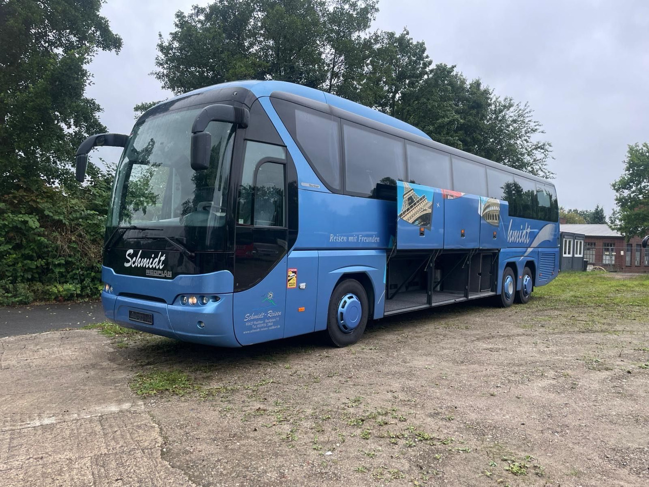 Neoplan Tourliner L P22 (59 Sitze*Schalt*TOP*DE) - Autocar: foto 1 Neoplan Tourliner L P22 (59 Sitze*Schalt*TOP*DE) - Autocar: foto 1