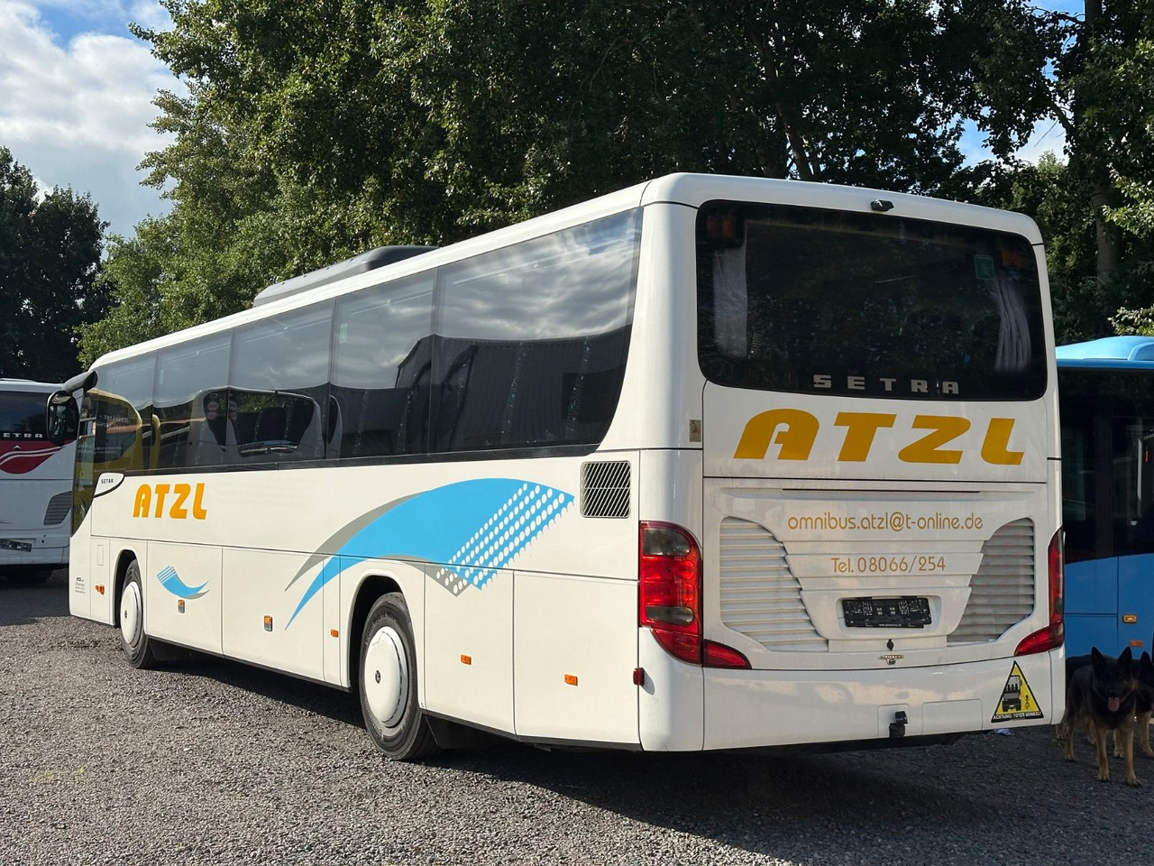 Setra S 415 UL GT (56 SchlafSitze*326 tKm*Schalt*TOP) - Autobús suburbano: foto 2 Setra S 415 UL GT (56 SchlafSitze*326 tKm*Schalt*TOP) - Autobús suburbano: foto 2