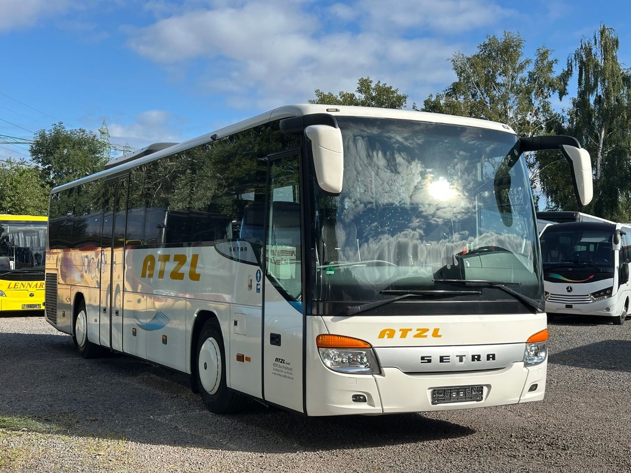 Setra S 415 UL GT (56 SchlafSitze*326 tKm*Schalt*TOP) - Autobús suburbano: foto 1 Setra S 415 UL GT (56 SchlafSitze*326 tKm*Schalt*TOP) - Autobús suburbano: foto 1