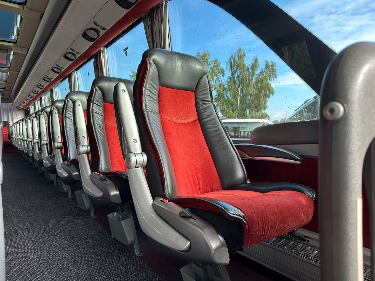 Setra S 416 HDH (V.I.P 2+1 Sitze*Panorama*TOP) - Autocar: foto 5 Setra S 416 HDH (V.I.P 2+1 Sitze*Panorama*TOP) - Autocar: foto 5