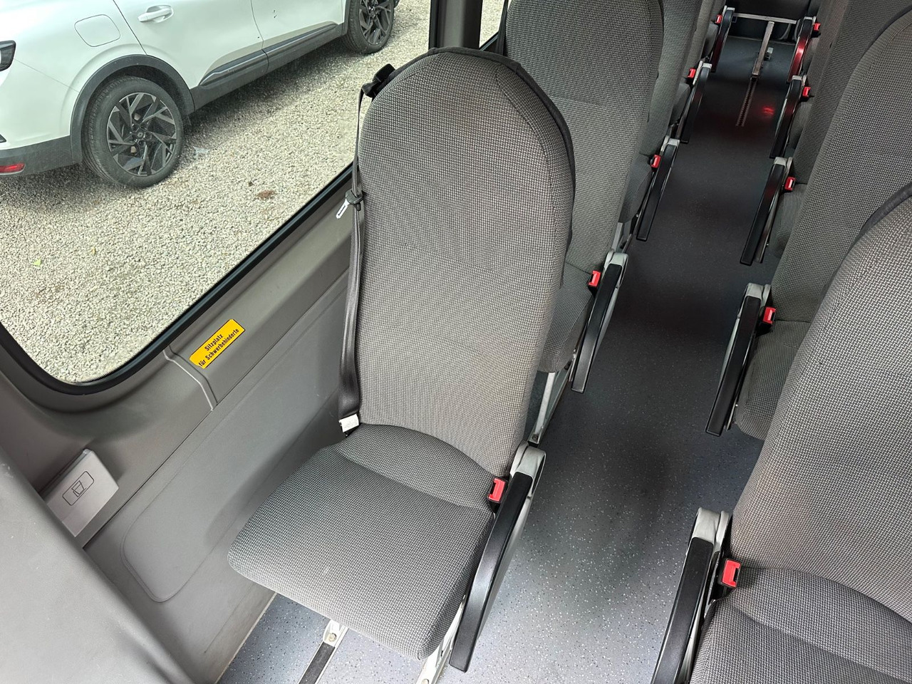 Arrendamiento de  Volkswagen Crafter (Klima*TOP) Sprinter 516 CDi Volkswagen Crafter (Klima*TOP) Sprinter 516 CDi: foto 17