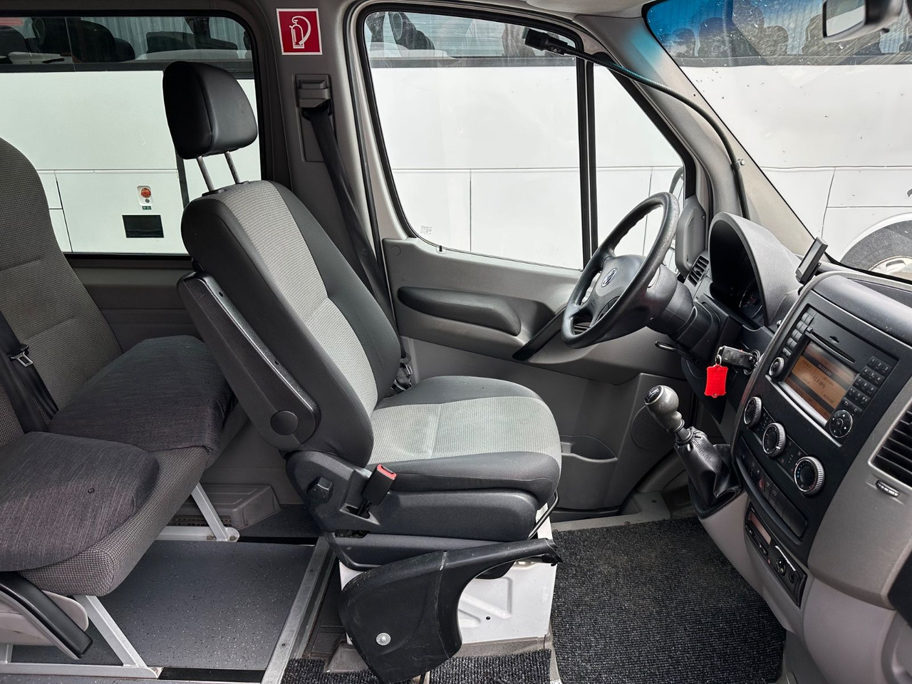 Arrendamiento de  Volkswagen Crafter (Klima*TOP) Sprinter 516 CDi Volkswagen Crafter (Klima*TOP) Sprinter 516 CDi: foto 12