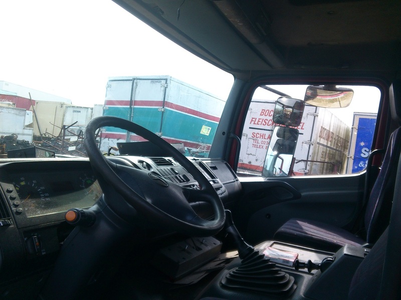 MERCEDES BENZ ATEGO 1823 1828 2528 - Cabina: foto 5 MERCEDES BENZ ATEGO 1823 1828 2528 - Cabina: foto 5