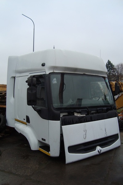 RENAULT PREMIUM DCI - Cabina: foto 1 RENAULT PREMIUM DCI - Cabina: foto 1